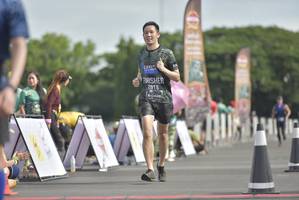 BIB: 2018, 0498
                            <button type="button" onclick="openModal(4945503)" class="btn btn-primary btn-sm float-right btn-popup" data-toggle="modal" data-target=".modal-high-quality">
                        <i class="fas fa-shopping-cart"></i> Add to Cart
                    </button>
                                            <button type="button" onclick="isThisMe(4945503, true)" class="btn btn-success btn-sm float-right btn-popup btn-isme hidden" data-toggle="tooltip" data-placement="bottom" title="นี่คือรูปของคุณใช่ไหม คลิกที่นี่เพื่อเอาเข้าอัลบั้ม">
                        <i class="fas fa-plus"></i> Add to album
                    </button>
                    <button type="button" onclick="isThisMe(4945503, false)" class="btn btn-warning btn-sm float-right btn-popup btn-isnotme hidden">
                        <i class="fas fa-ban"></i> Remove from album
                    </button>